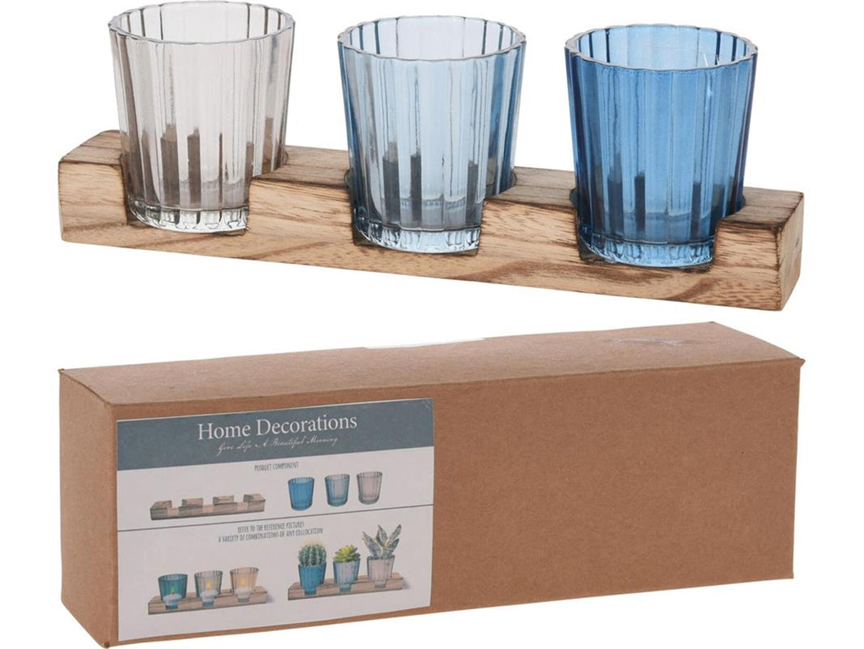 Home styling fyrfadsstage sæt glas på træhylde