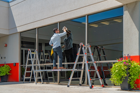 Lille kæmpe | teleskopisk arbejdsbro | aluminium | 33 x 244-396 cm - 48414396