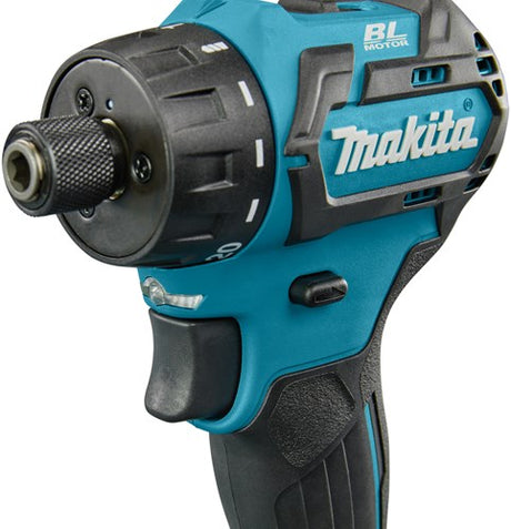 Makita df032dzj 10,8v bore-/skruetrækker | uden batterier og oplader, i mbox - df032dzj
