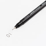Tombow • fineliner mono tegnepen, stregbredde 01 (ca. 0,25 mm), sort